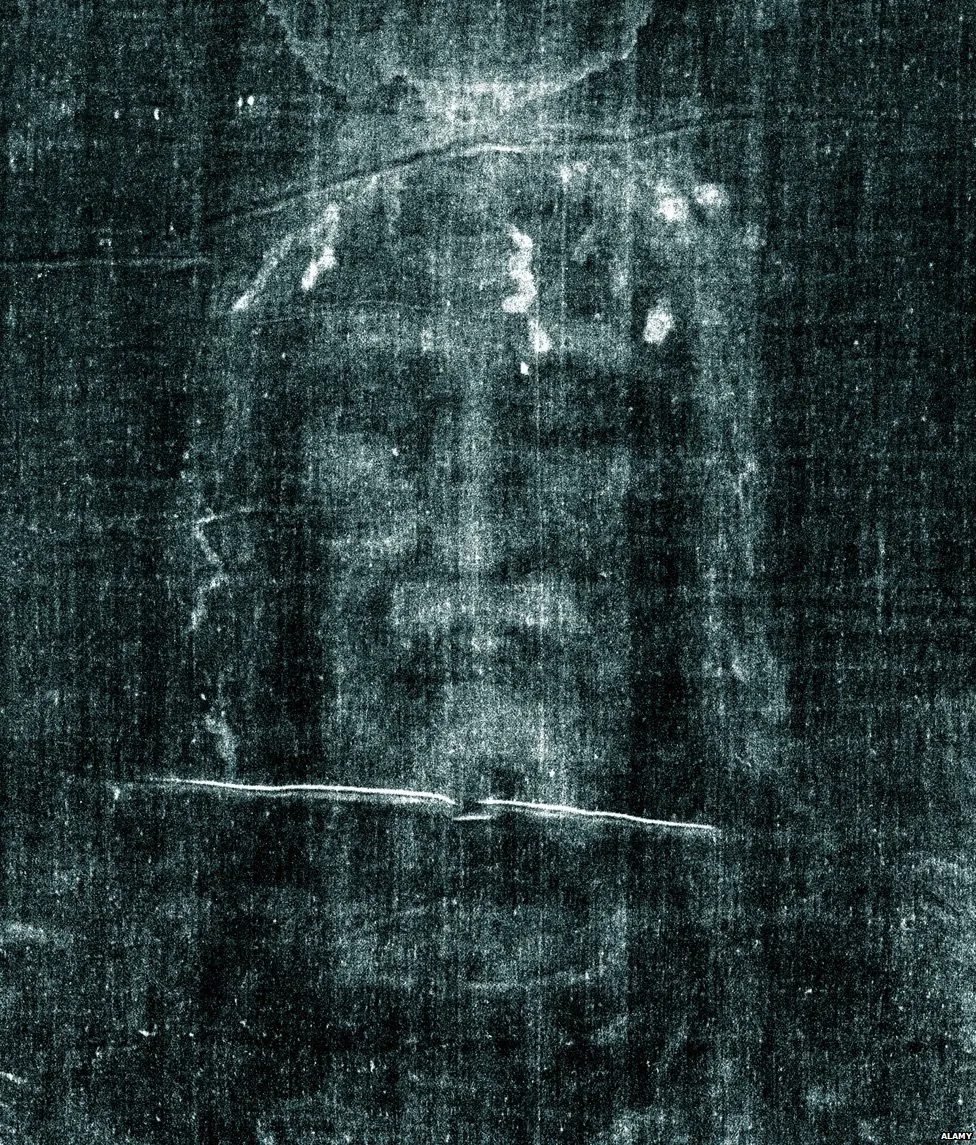 Saint Suaire photographié par Secundo Pia en 1898